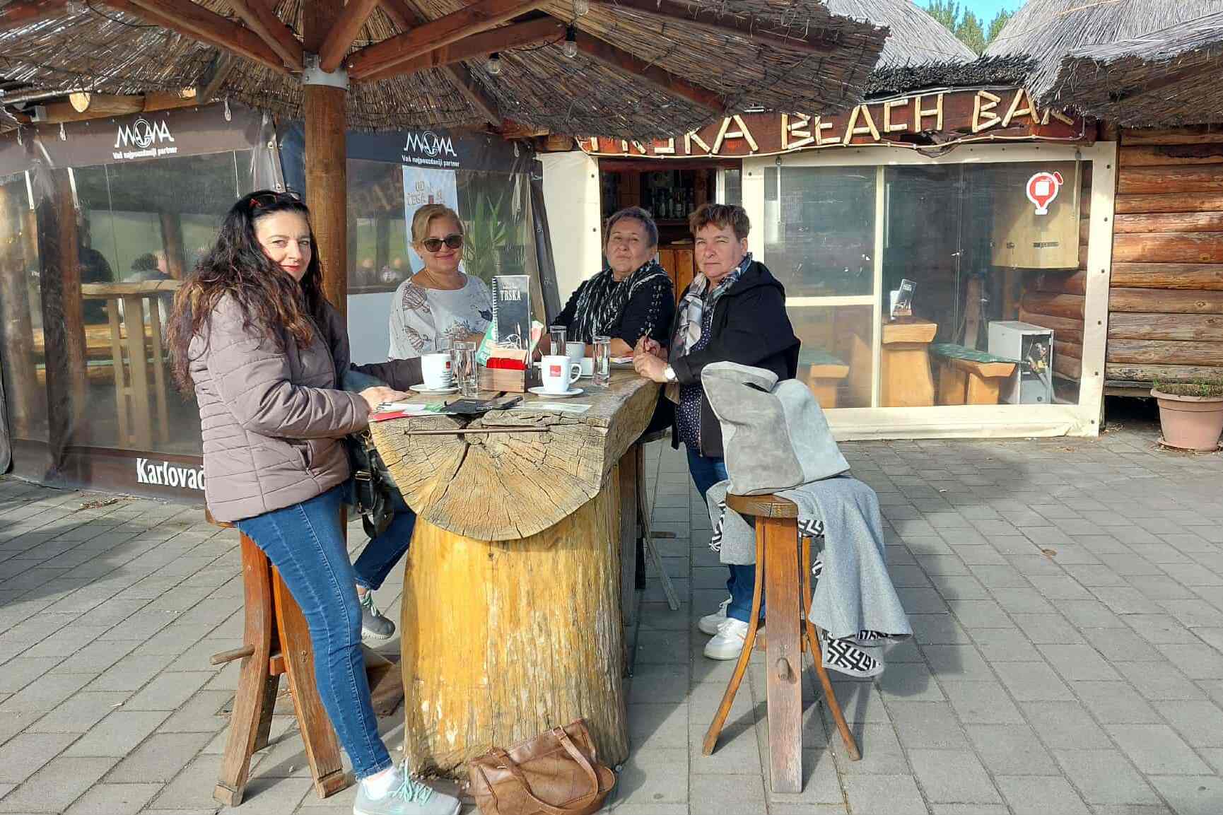 Glumačka družina LUN-MLA