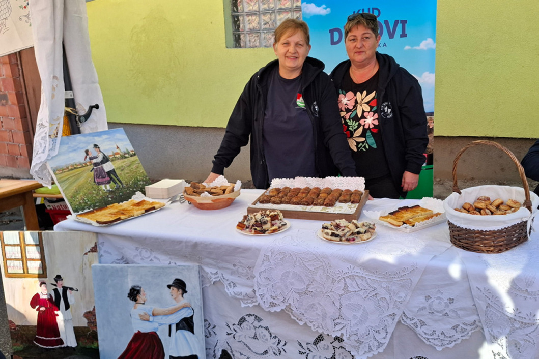 Članice KUD-a Delovi