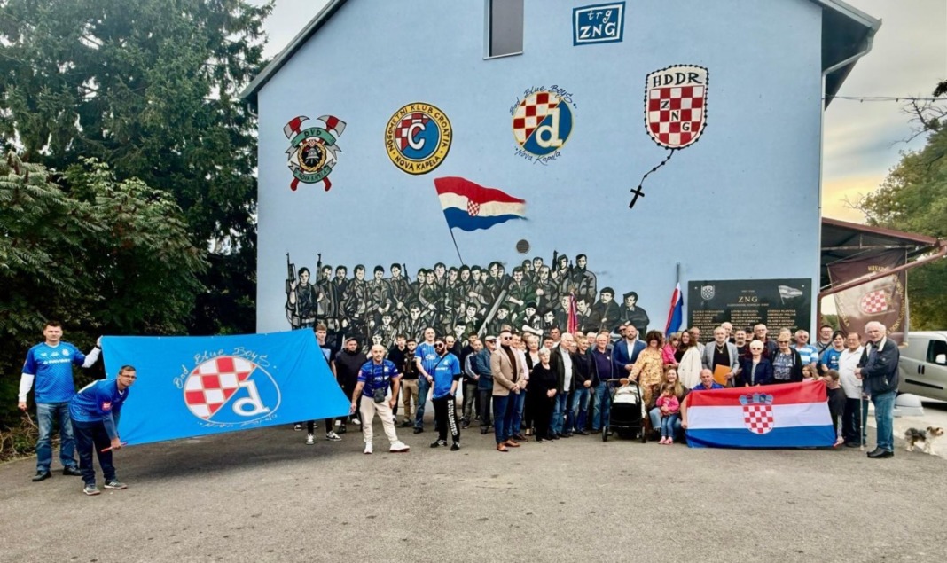 Spomen ploča i mural hrvatskim dragovoljcima Domovinskog rata u Novoj Kapeli
