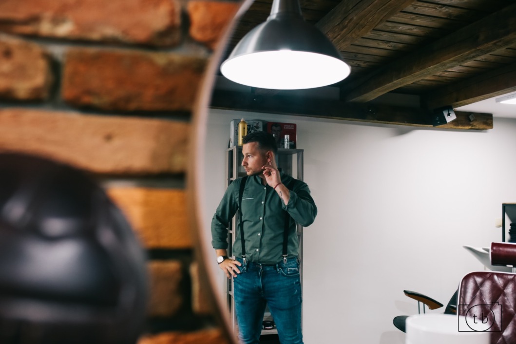 Denis Šipek, vlasnik brijačnice i barbershopa Glavom i bradom
