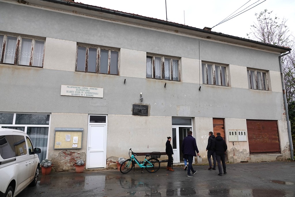 Društveni dom u Budrovcu