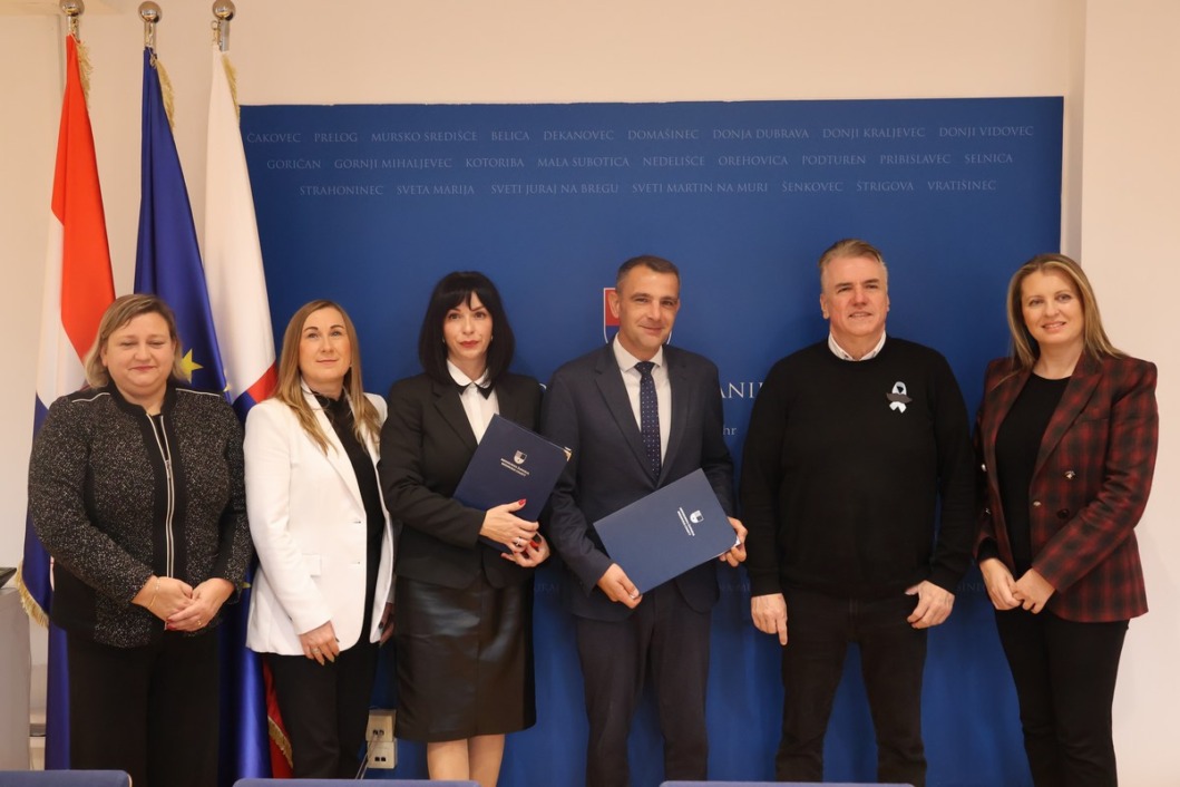 Potpisivanje ugovora za Učenički dom