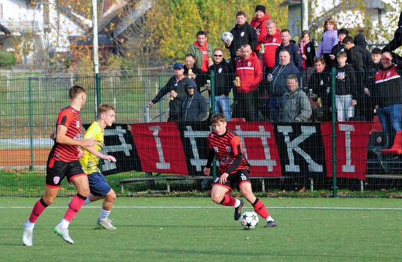 Igrači i navijači Graničara