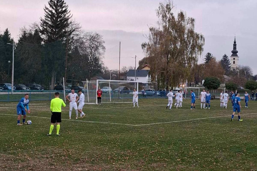 Detalj s utakmice između Graničara i Osvita iz Đelekovca u Legradu