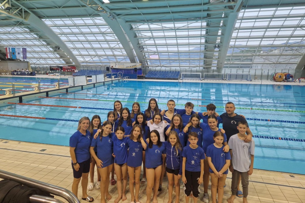 Plivačice, plivači i treneri