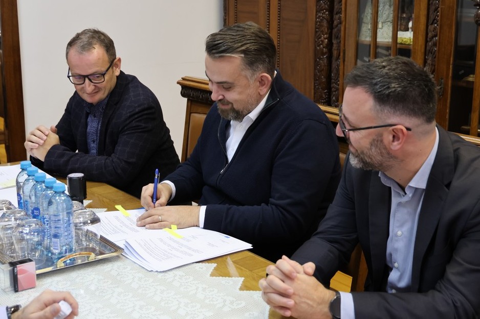 Potpisivanje ugovora