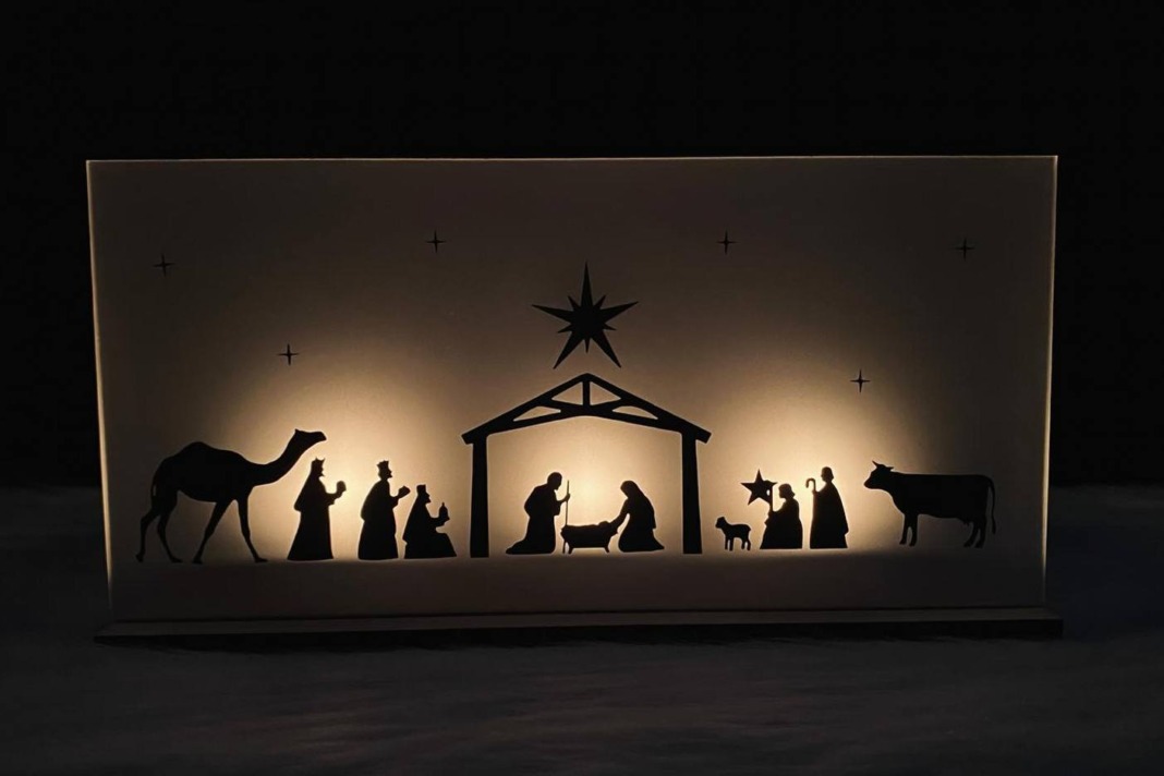 Elegantna svjetleća božićna dekoracija s motivom jaslica