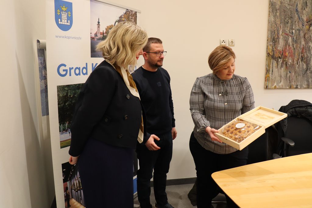 Predstavljanje Koprivničke torte