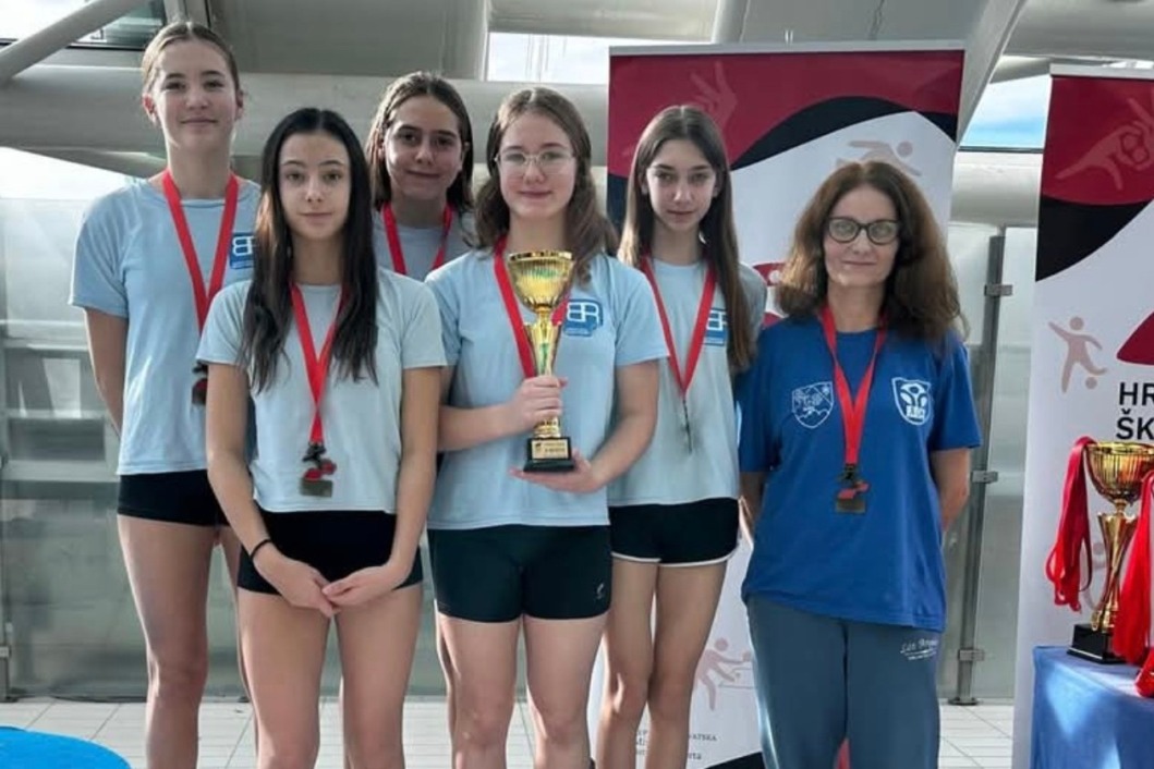 Plivačice koprivničke Osnovne škole Braća Radić 