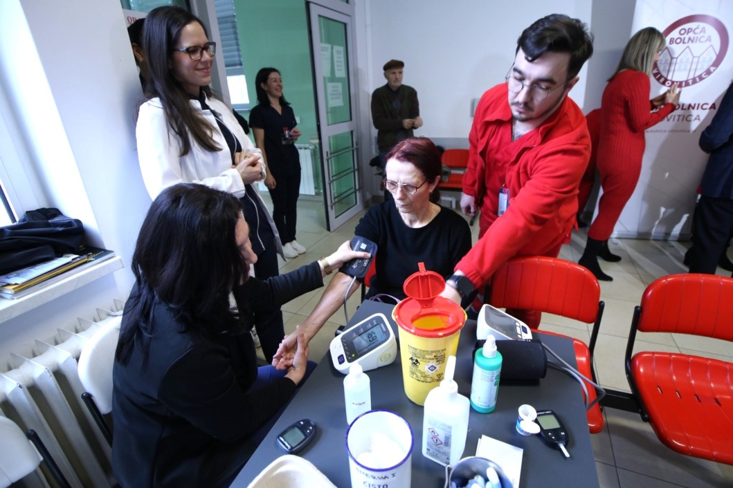 Dan crvenih haljina u Općoj bolnici Virovitica