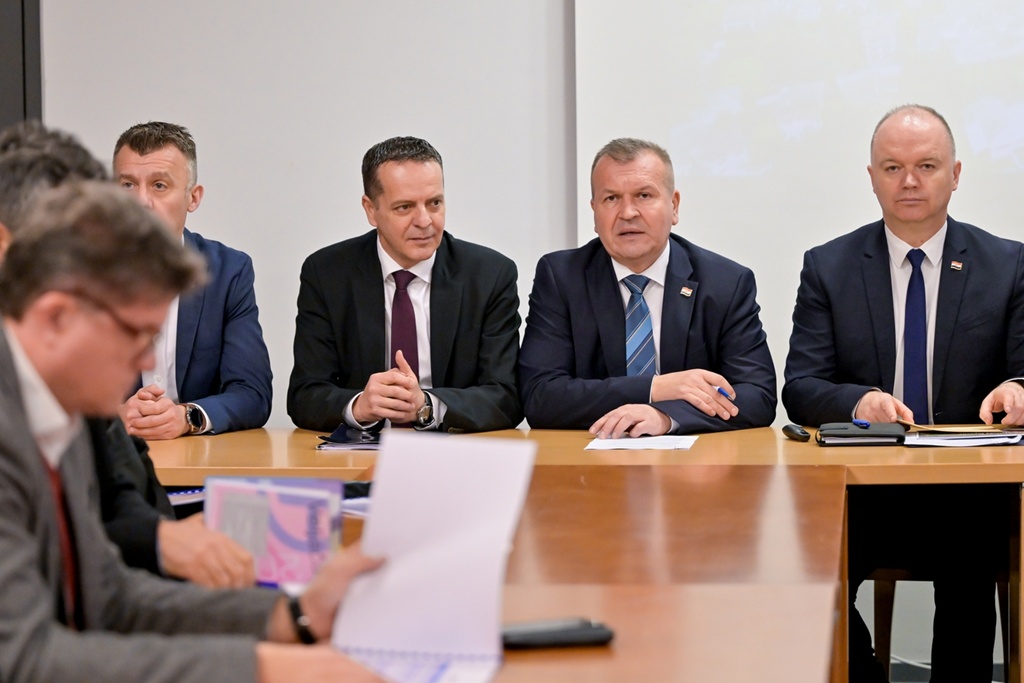 Radni sastanak gradonačelnika i načelnik u Novom Marofu