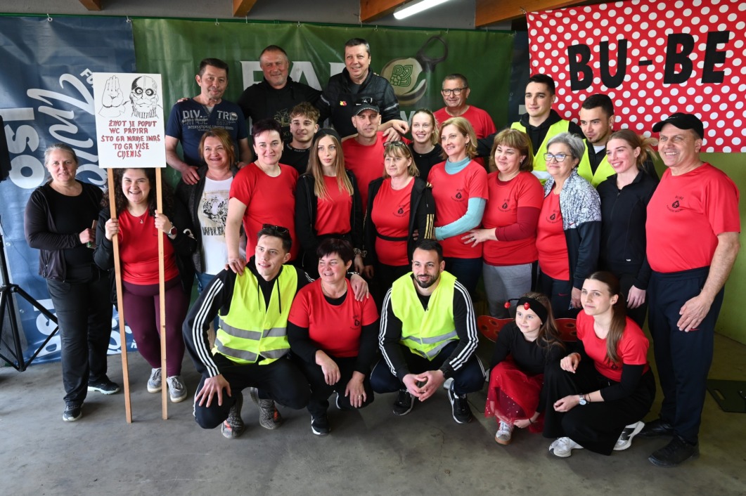 Članovi udruge Bube Trče