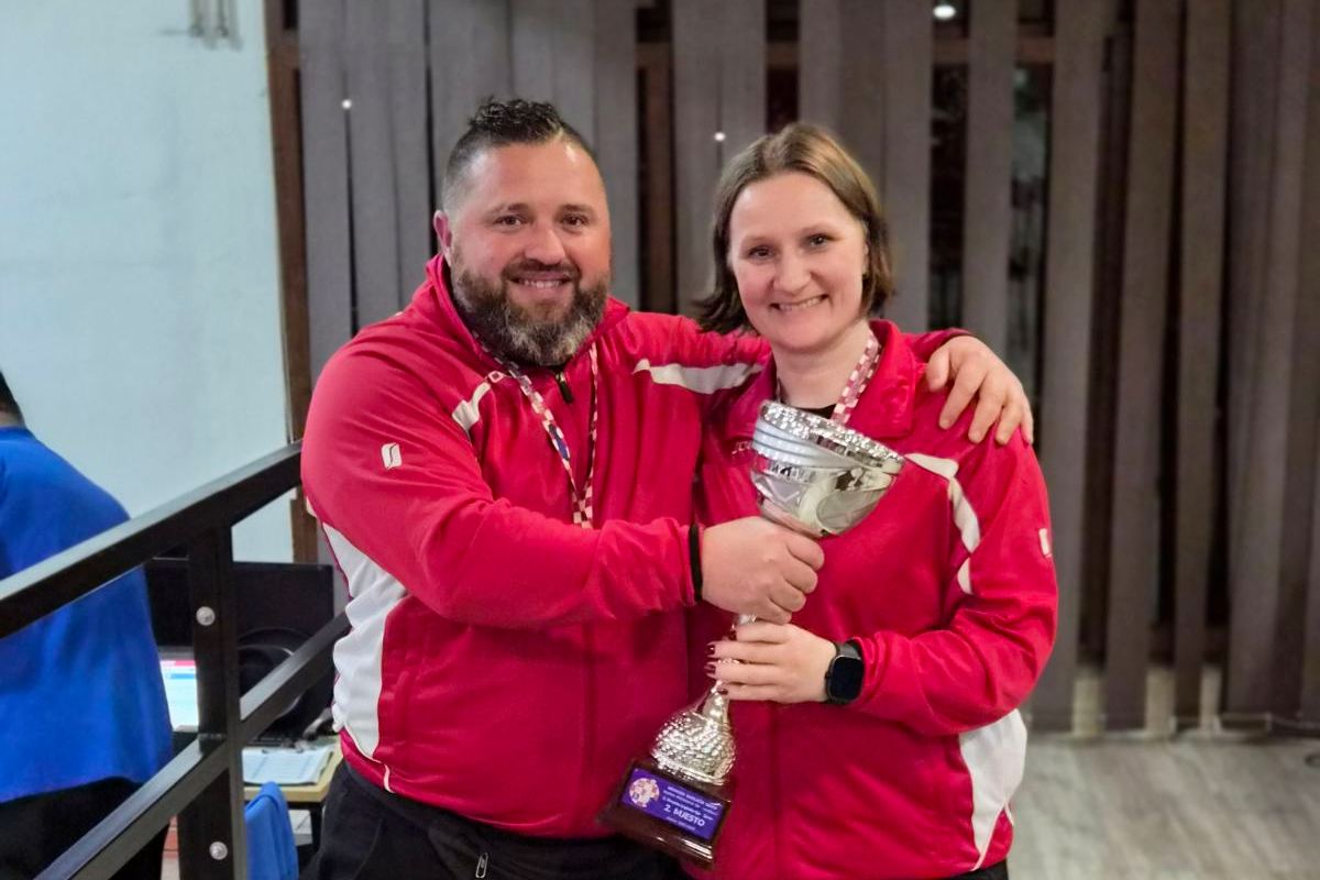 Davor Dasović i valentina Gal, predsjednik i trenerica Kuglačkog kluba Željezničar iz Koprivnice