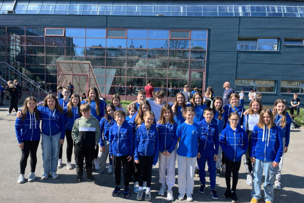 Plivači i plivačice Cerina