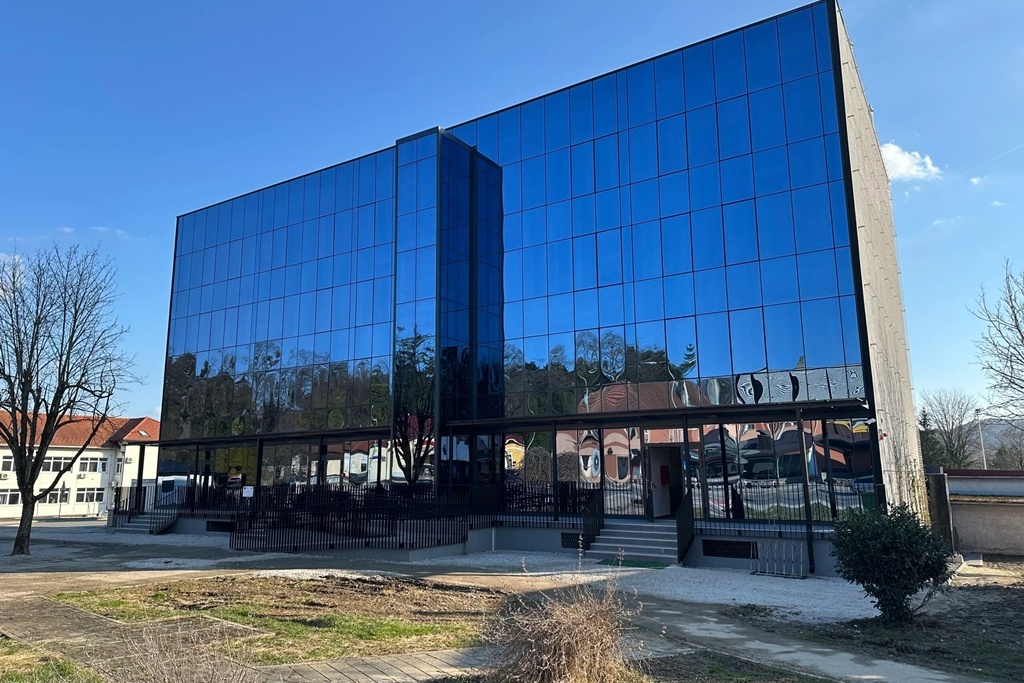 Upravna zgrada u Novom Marofu