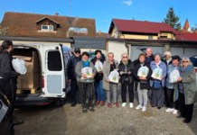 Varaždinski umirovljenici dobili 180 uskrsnih paketa Varaždinski umirovljenici s uskrsnim paketima