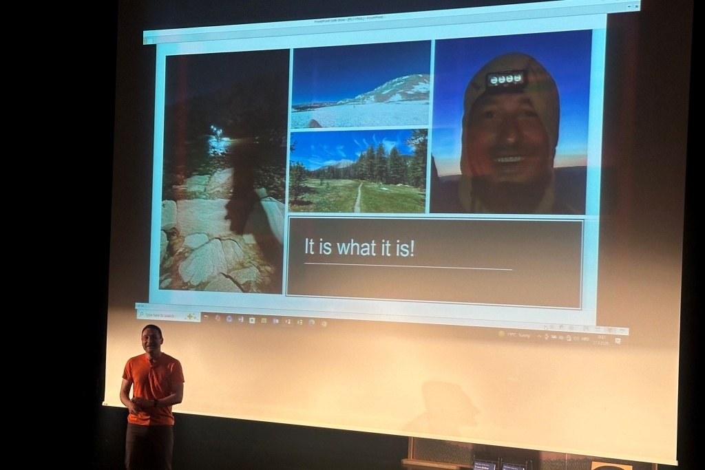 Bruno Šimleša u Novom Marofu predstavio putopis 'U srcu divljine'