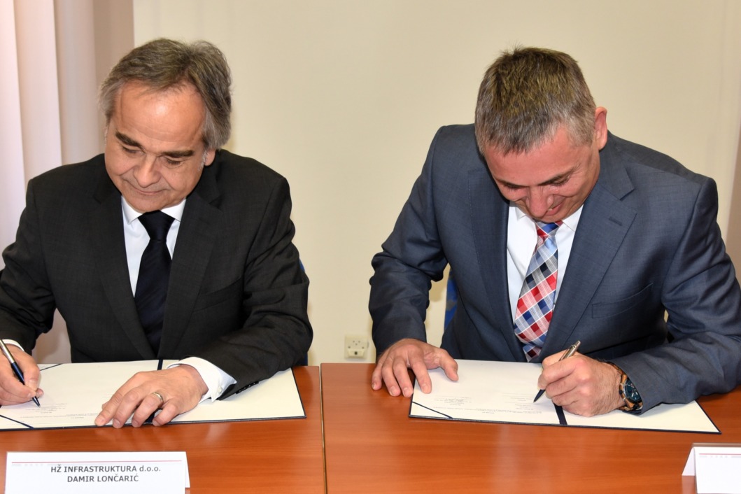 Potpisivanje ugovora