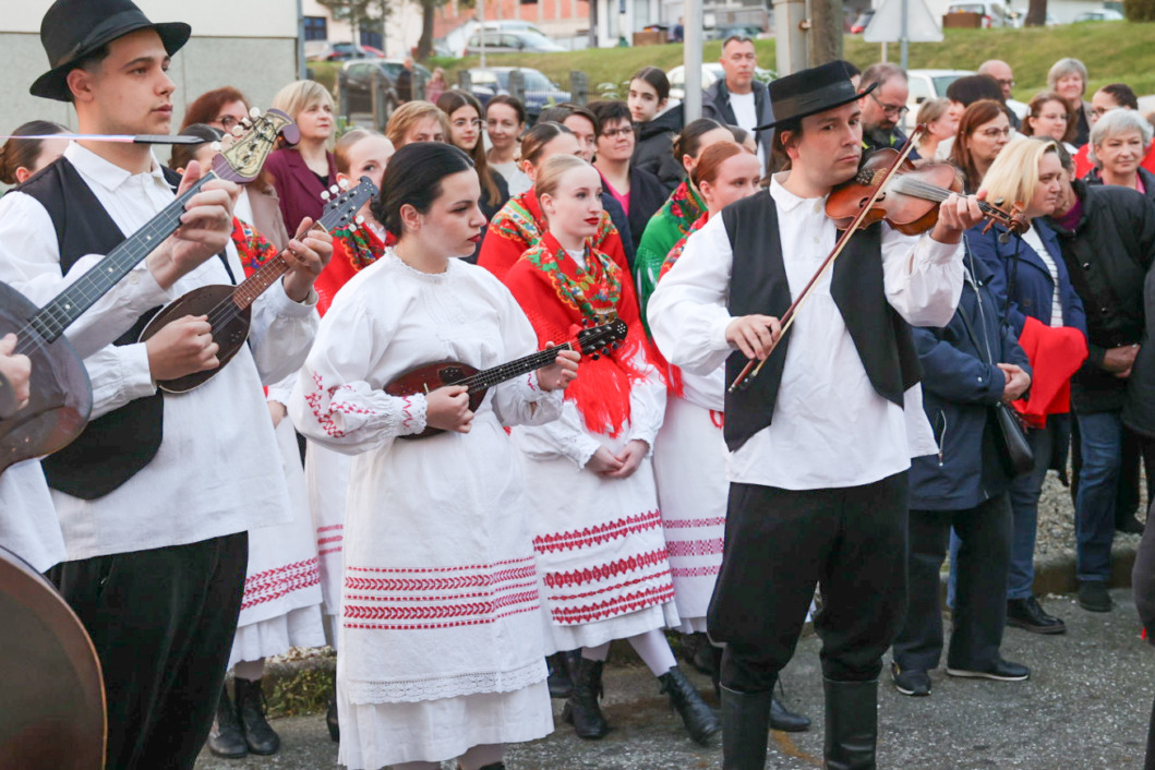 Izložba pisanica u Molvama
