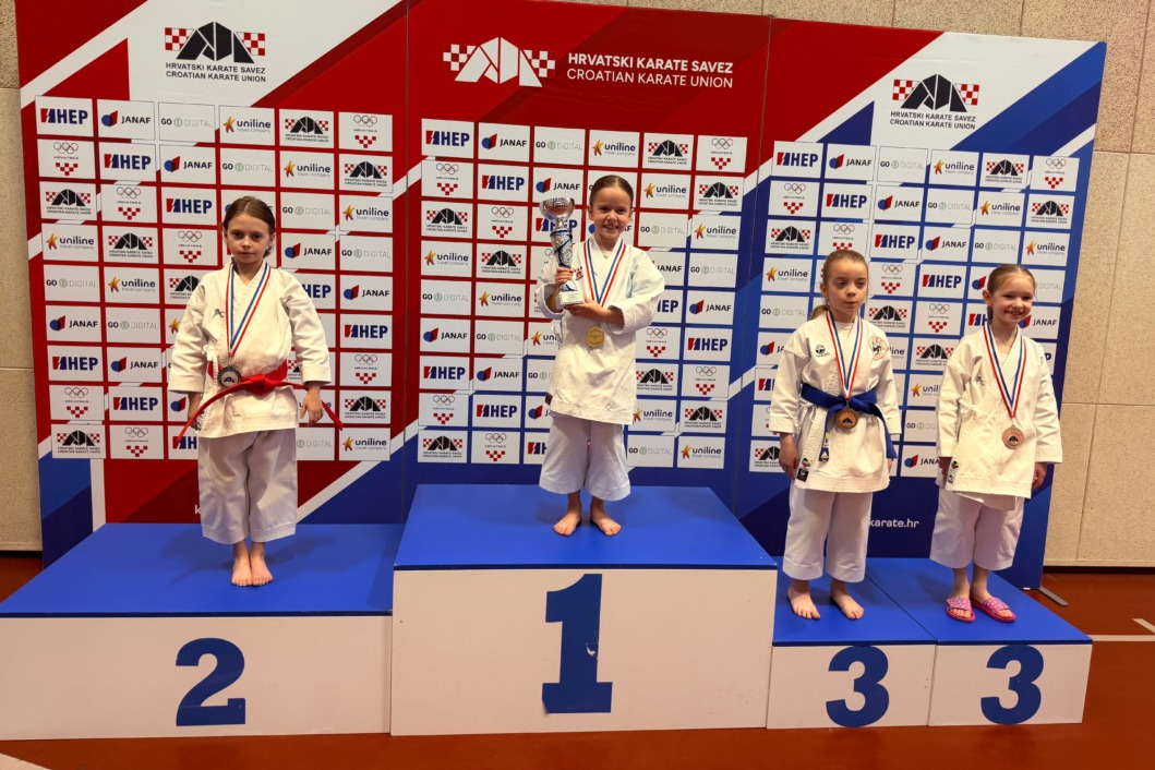 Janja Cestar (druga)