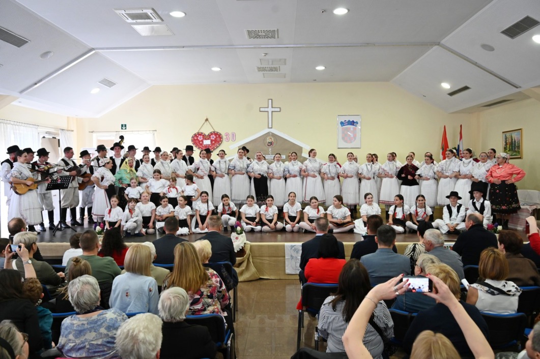 Članovi i članice KUD-a Elizabeta Jalžabet