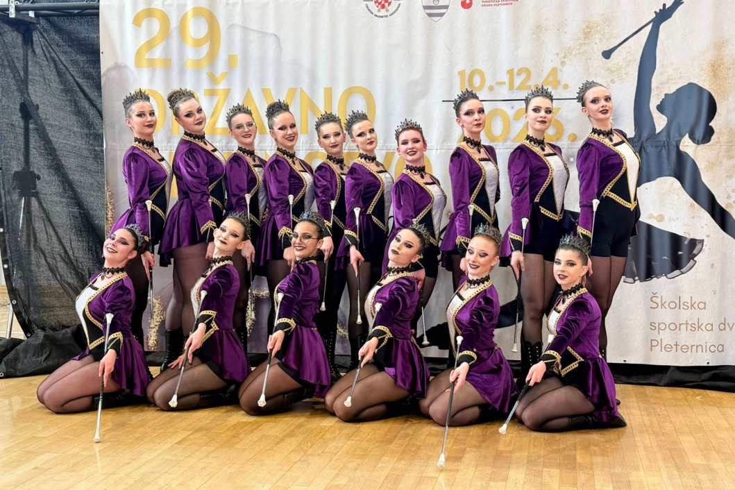 Ludbreške mažoretkinje