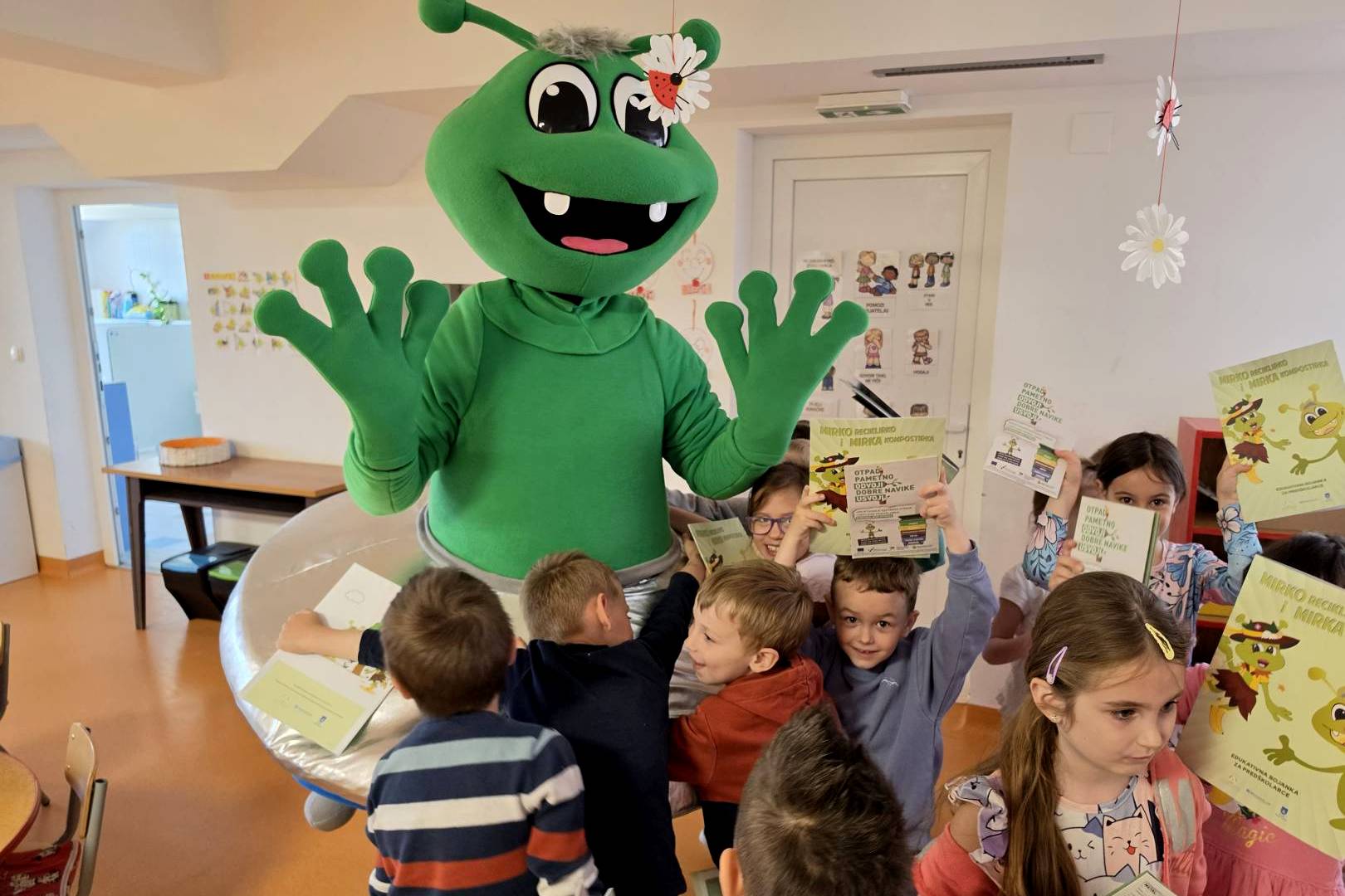 Mirko Reciklirko i vrtićarci