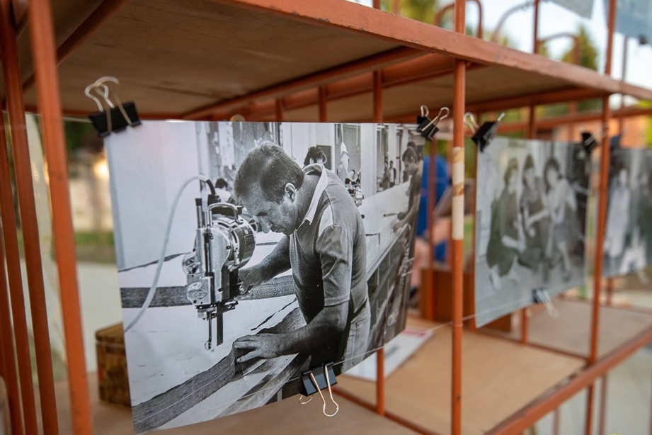 Manifestacija Sastanak u traperu