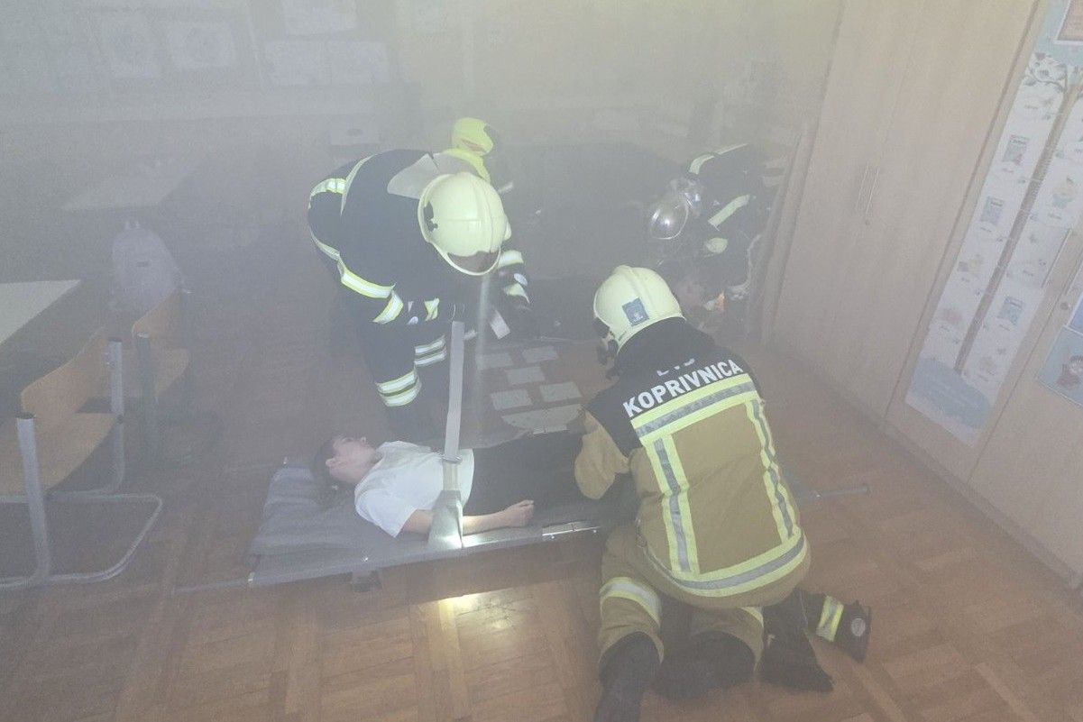 Vatrogasna vježba Starigrad