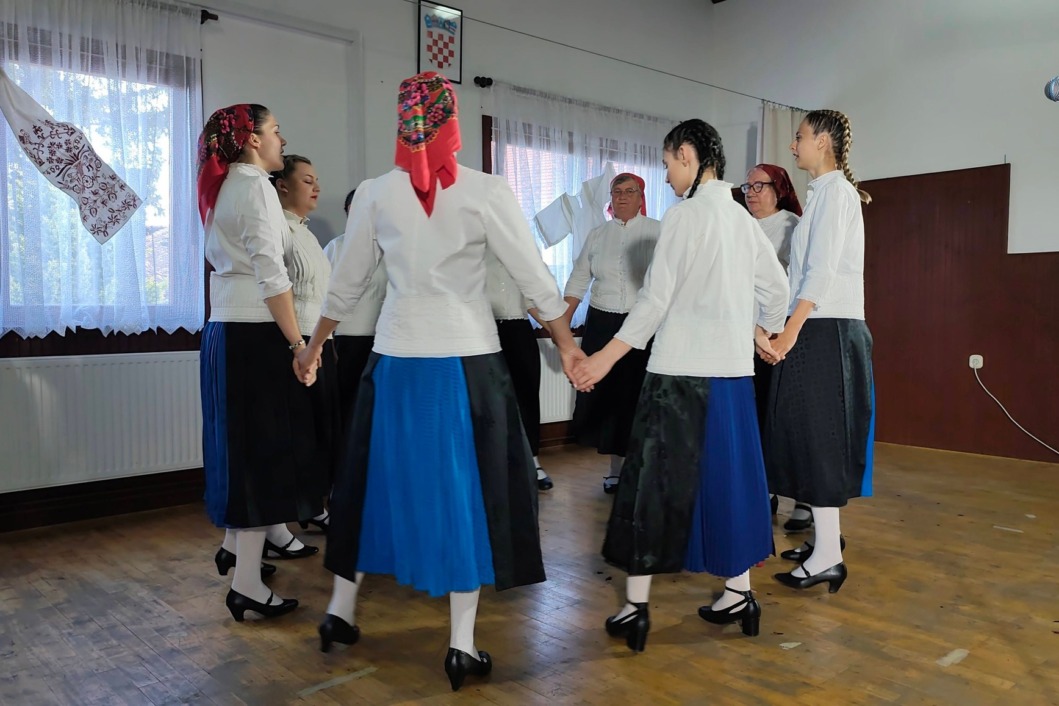 Članice Folklorne udruge Kloštar Podravski