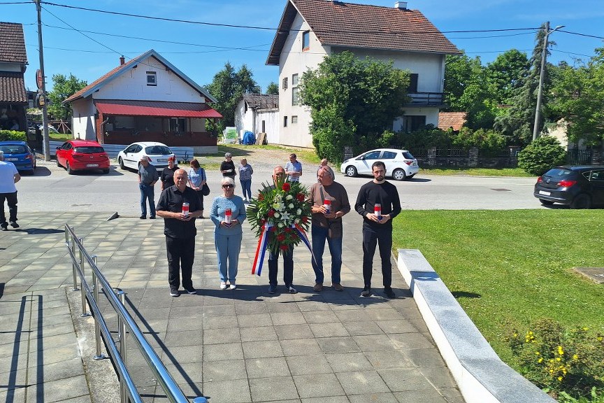 Polaganje vijenca