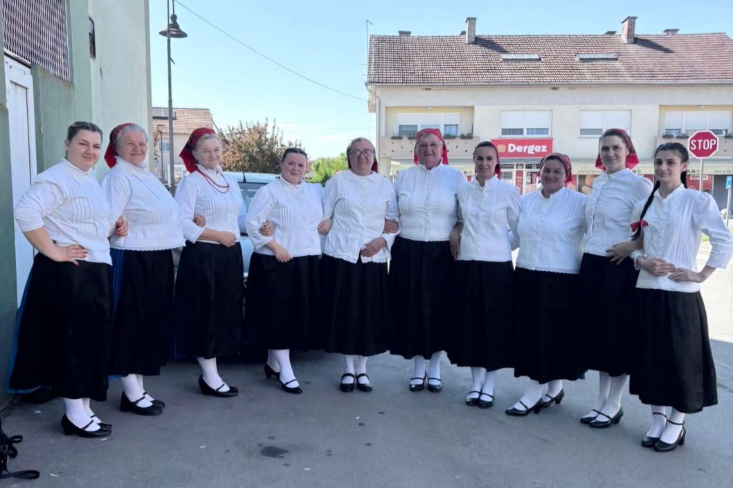Članice Folklorne udruge Kloštar Podravski