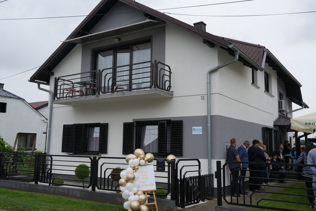 Nova kuća Latica