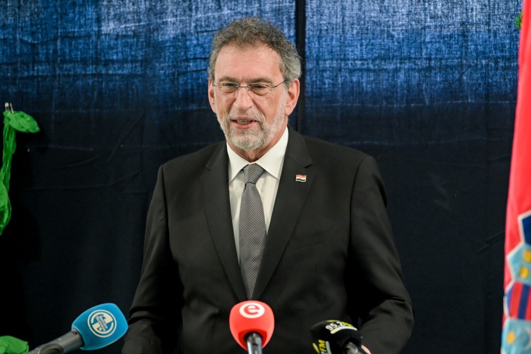 Ministar znanosti, obrazovanja i mladih Radovan Fuchs