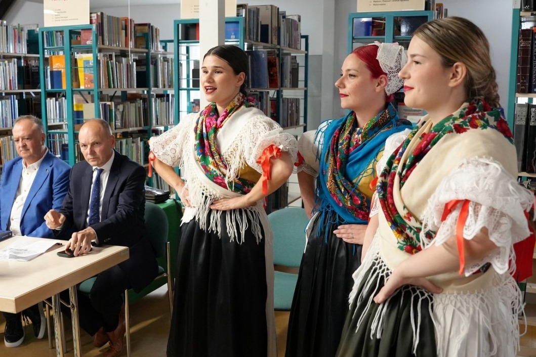 Članice Folklornog ansambla Koprivnica