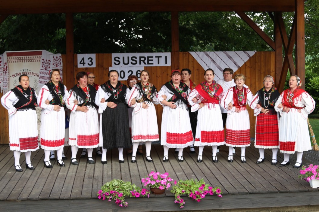 Susreti folklora u Grabrovnici