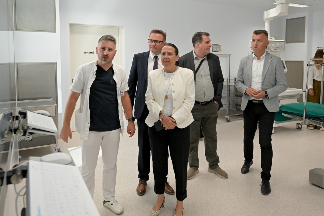 Ministrica Irena Hrstić posjetila Opću bolnicu Varaždin