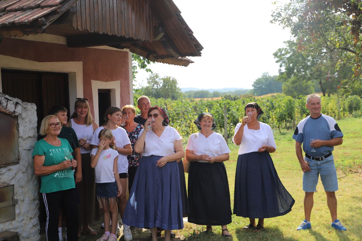Bartolovo u vinariji Jušta