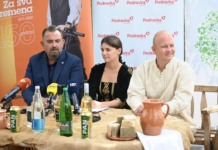 FOTO-VIDEO Sve je spremno za koprivnički Renesansni festival, ovogodišnja tema je higijena Tomislav Golubić, Lana Miletić i Mišel Jakšić