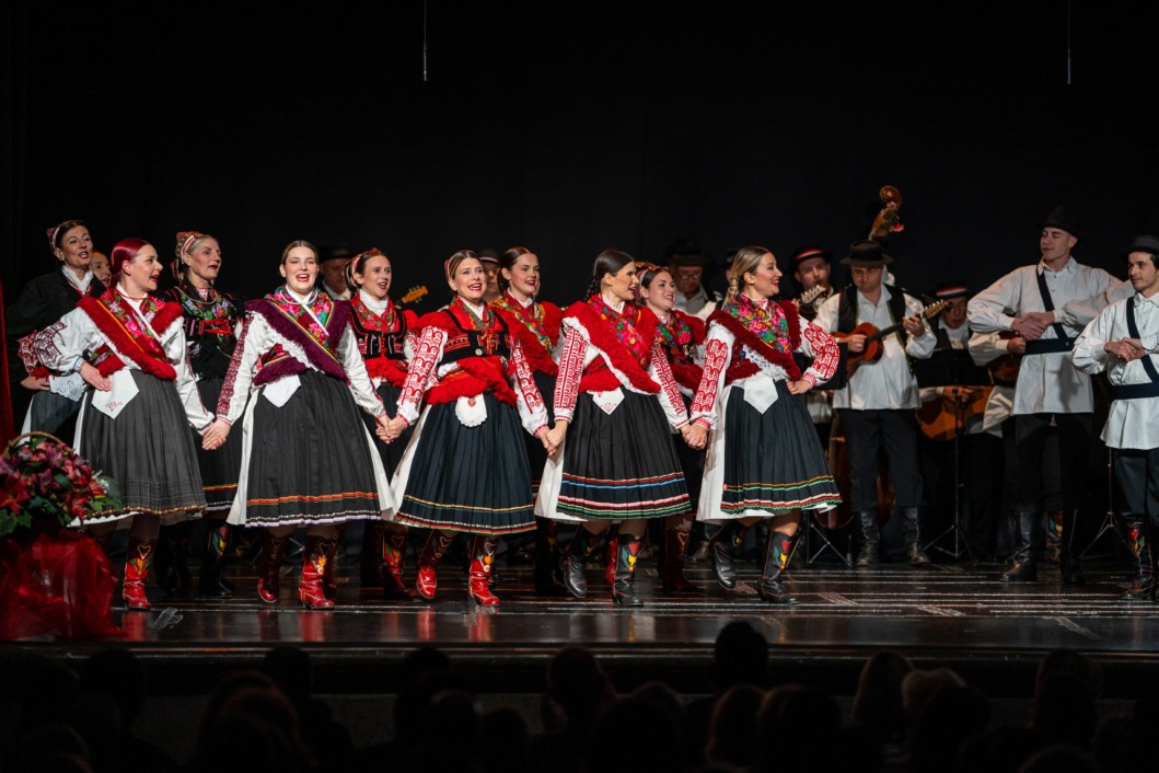 Članovi Folklornog ansambla Koprivnica