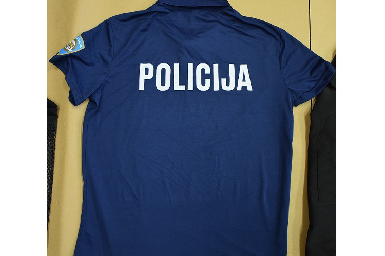 Rekviziti lažnog policajca