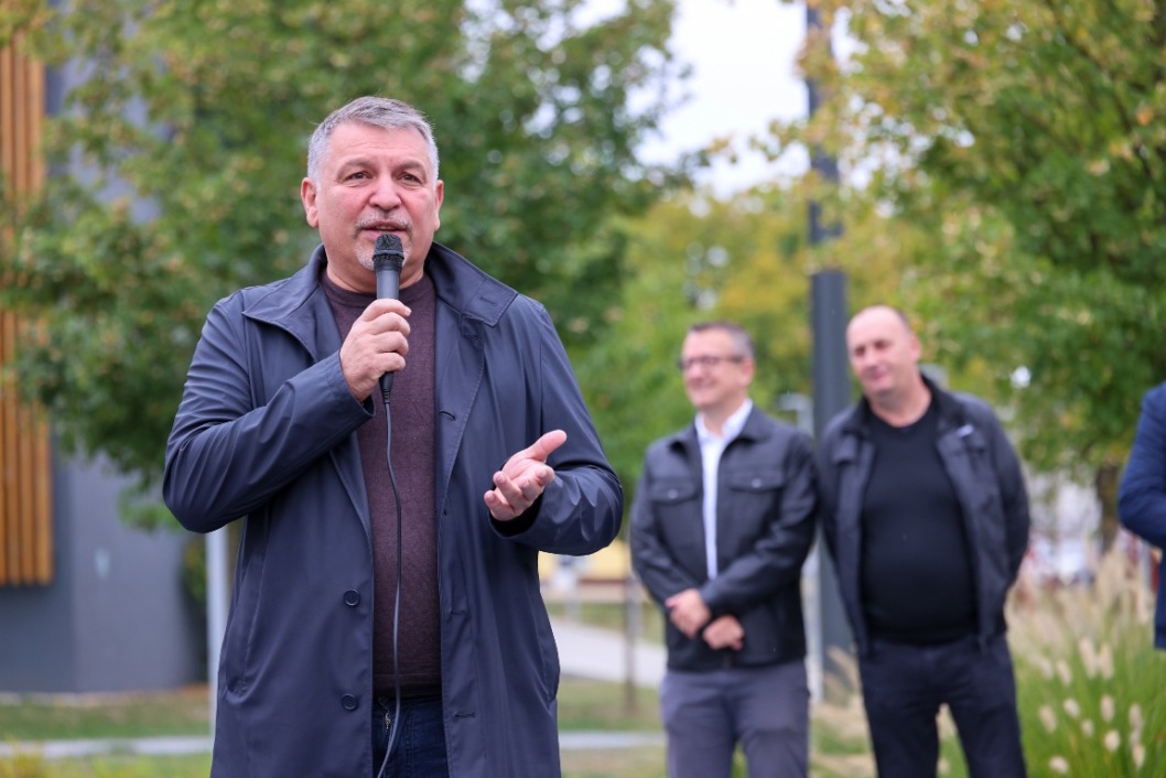 Željko Lacković